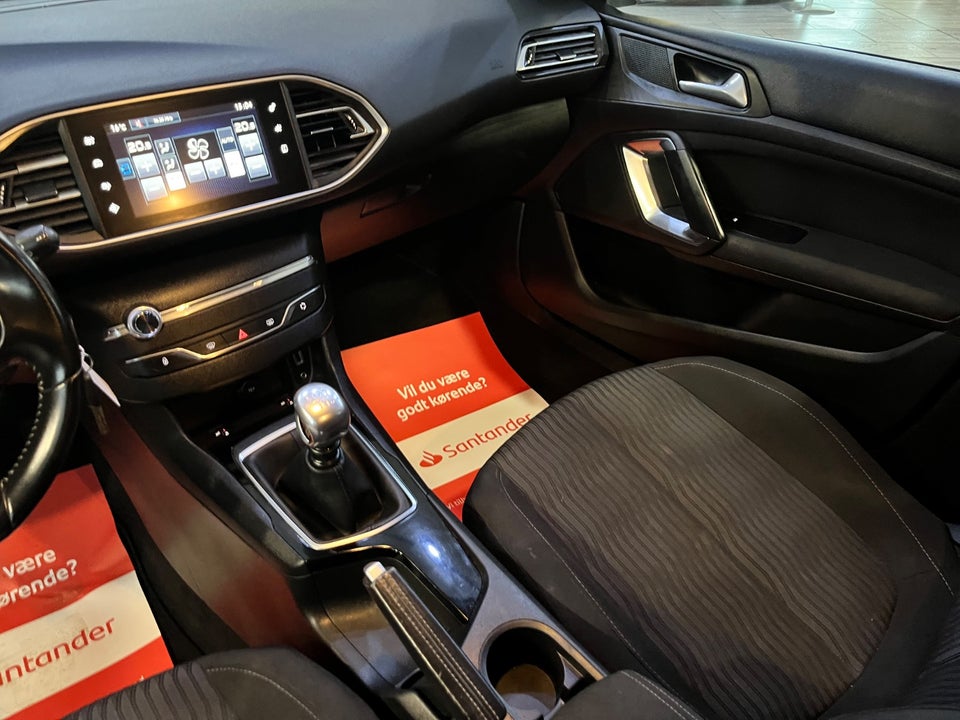 Peugeot 308 1,6 BlueHDi 120 Style SW 5d