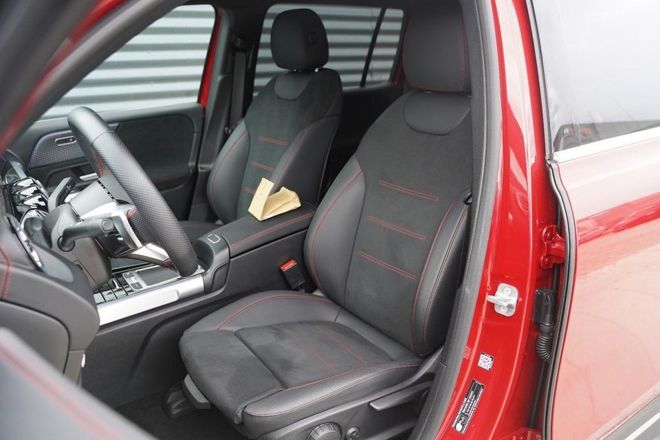 Mercedes EQB300 AMG Line 4Matic 5d