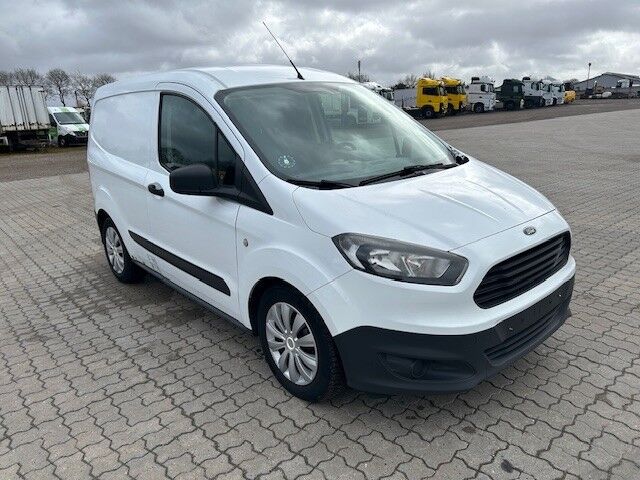 Ford Transit Courier 1,5 TDCi 75 Ambiente Van 4d