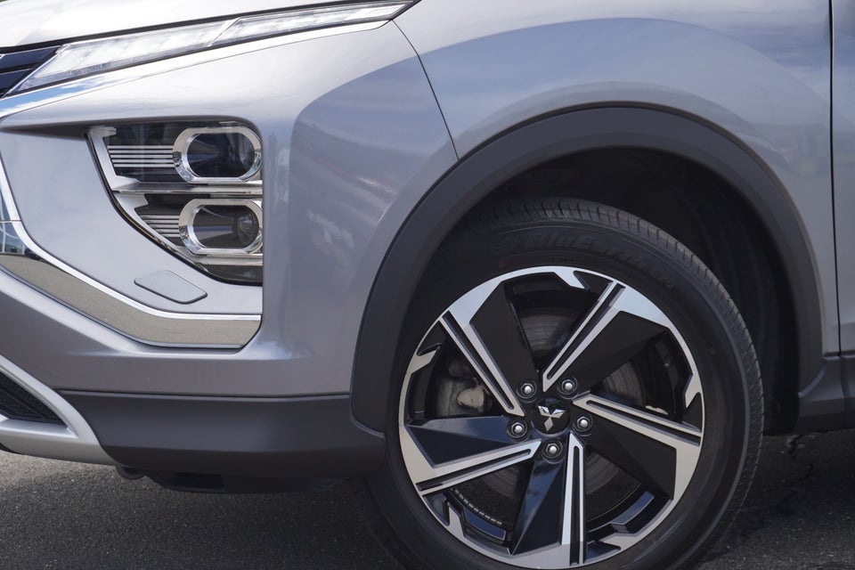 Mitsubishi Eclipse Cross 2,4 PHEV Sport Tech CVT 4WD 5d