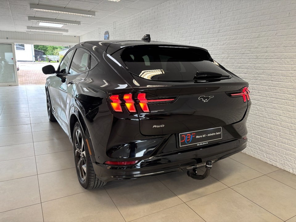 Ford Mustang Mach-E 91 Premium Extended Range AWD 5d
