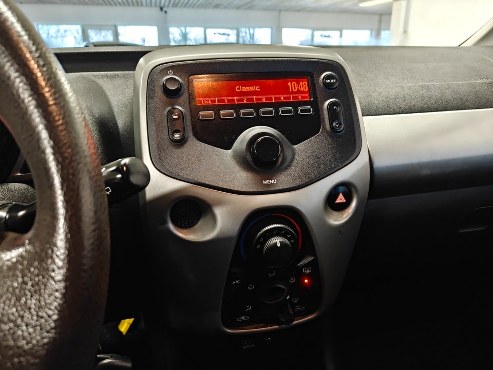 Citroën C1 1,2 PureTech Feel 5d