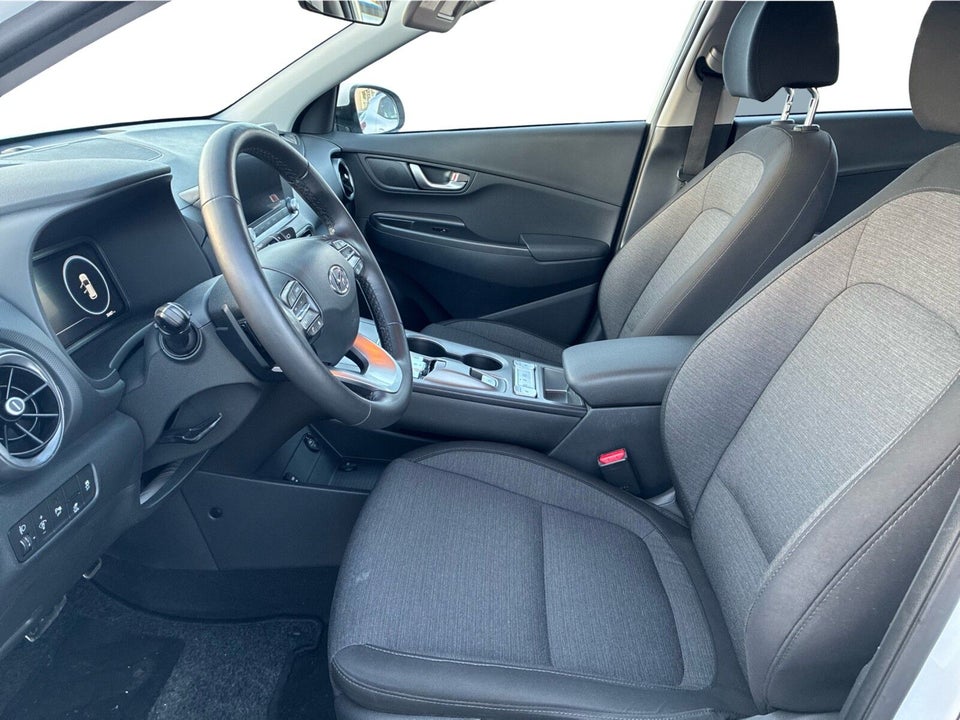 Hyundai Kona 39 EV Select 5d