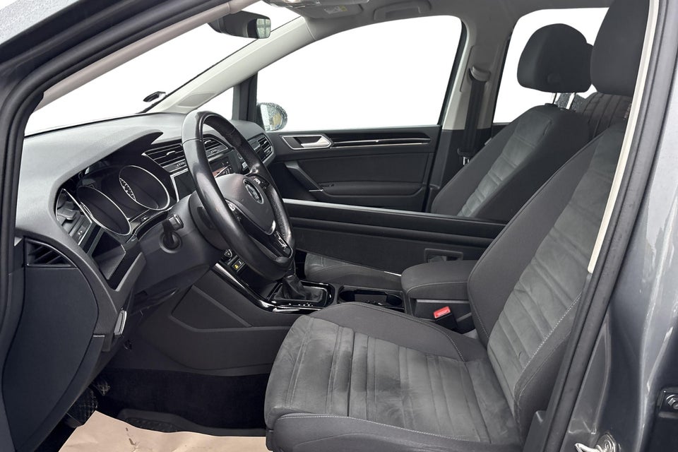 VW Touran 1,5 TSi 150 Highline DSG 7prs 5d