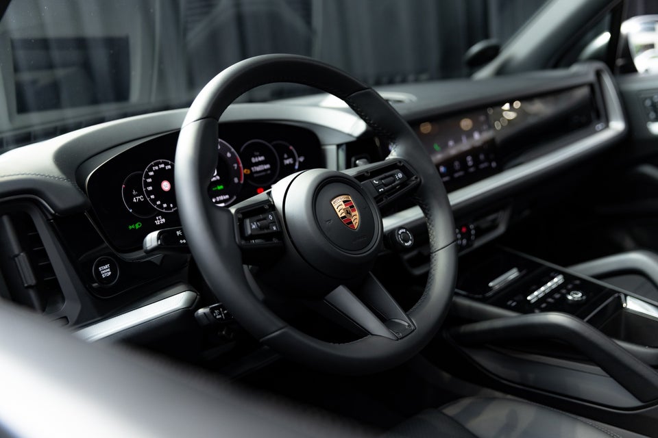 Porsche Cayenne 3,0 E-Hybrid Tiptr. 5d