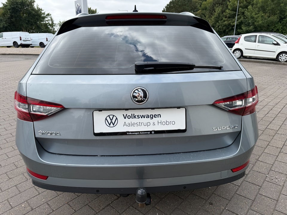 Skoda Superb 1,5 TSi 150 Style Business Combi DSG 5d