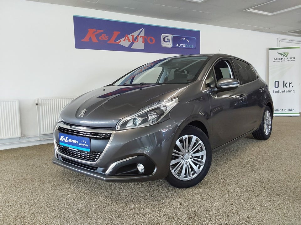 Peugeot 208 1,5 BlueHDi 100 Infinity Sky 5d