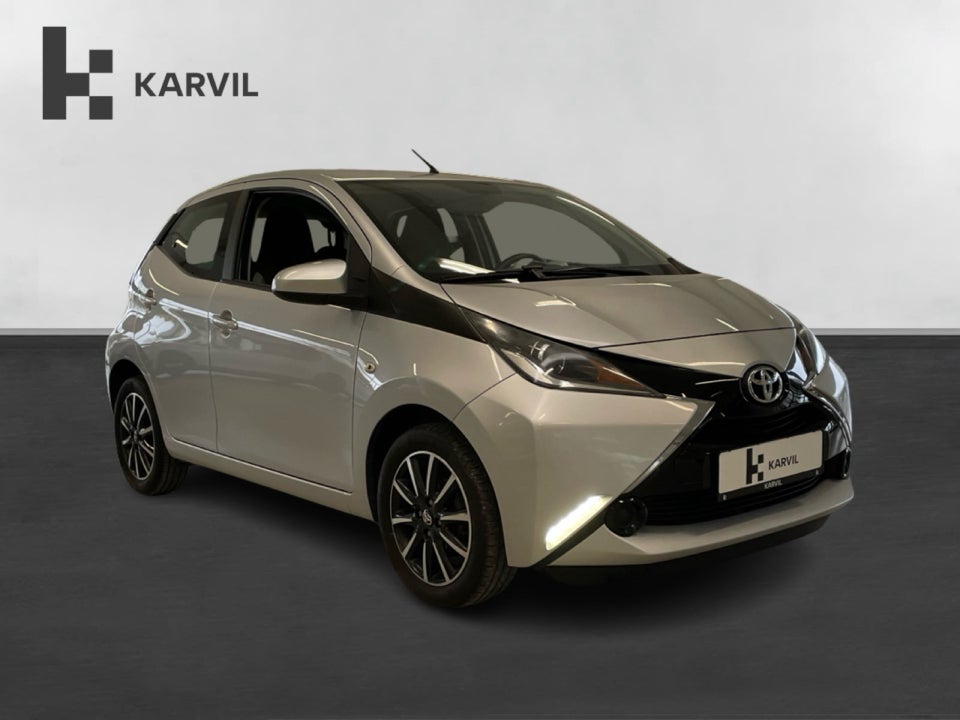 Toyota Aygo 1,0 VVT-i x-play 5d