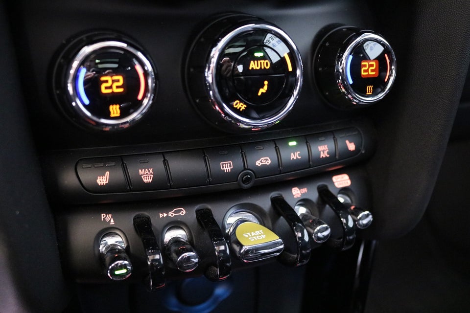MINI Cooper SE Edition Premium Plus 3d