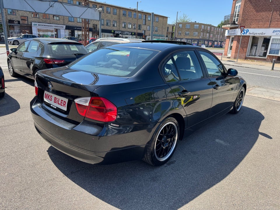 BMW 320i 2,0 Steptr. 4d
