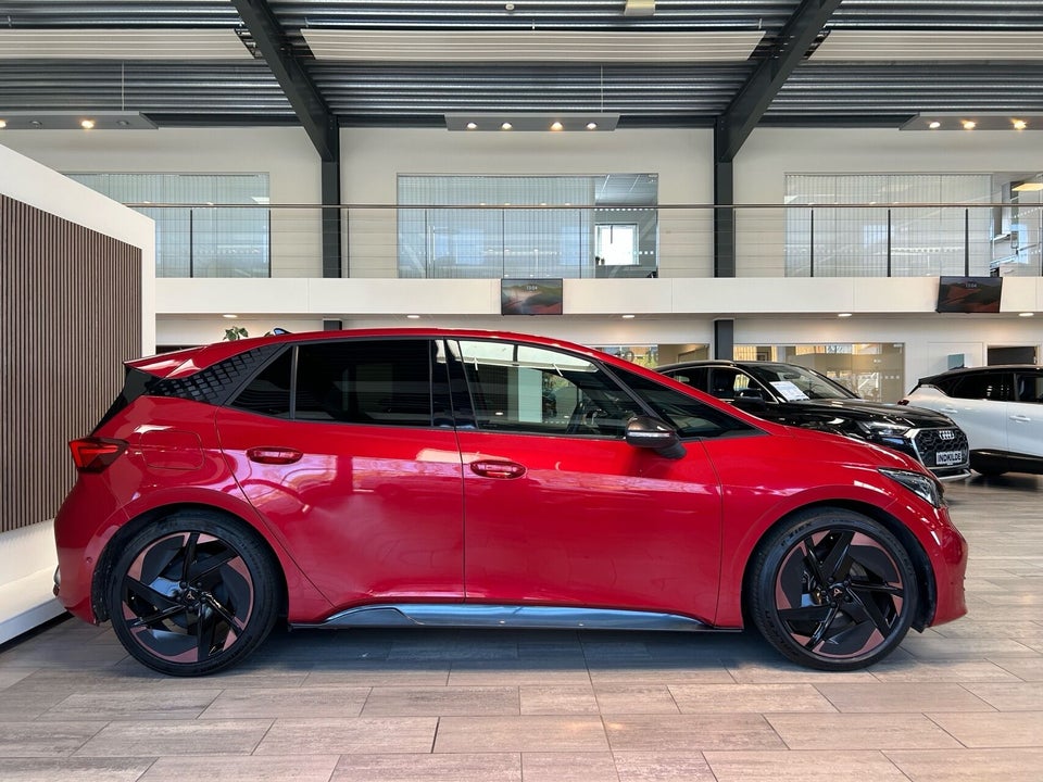 Cupra Born 58 e-Boost Dinamica Pack High 5d