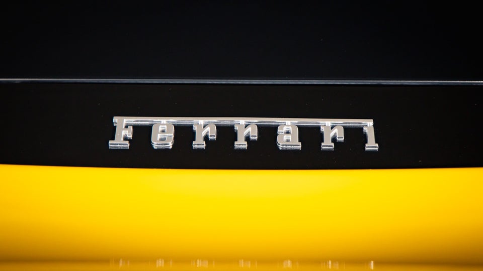 Ferrari 488 Pista 3,9 DCT 2d