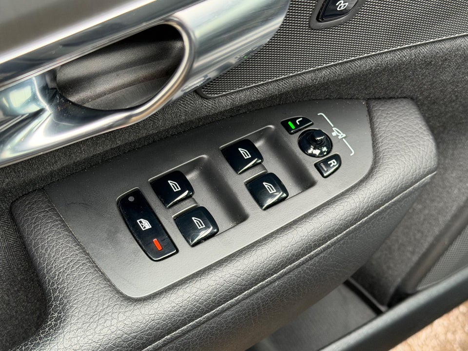 Volvo V90 2,0 D4 190 Momentum aut. 5d