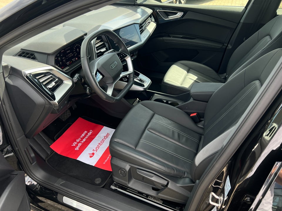 Audi Q4 e-tron 45 Advanced 5d