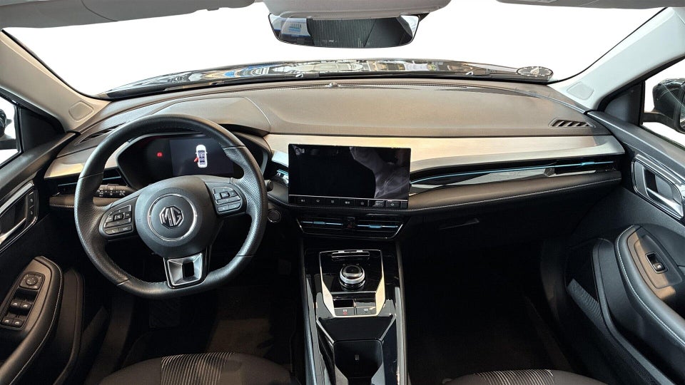 MG MG5 61 Comfort 5d