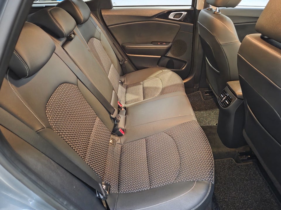 Kia Ceed 1,6 PHEV Advance+ SW DCT 5d