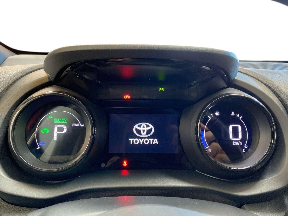 Toyota Yaris 1,5 Hybrid H3 Premier Edition e-CVT 5d