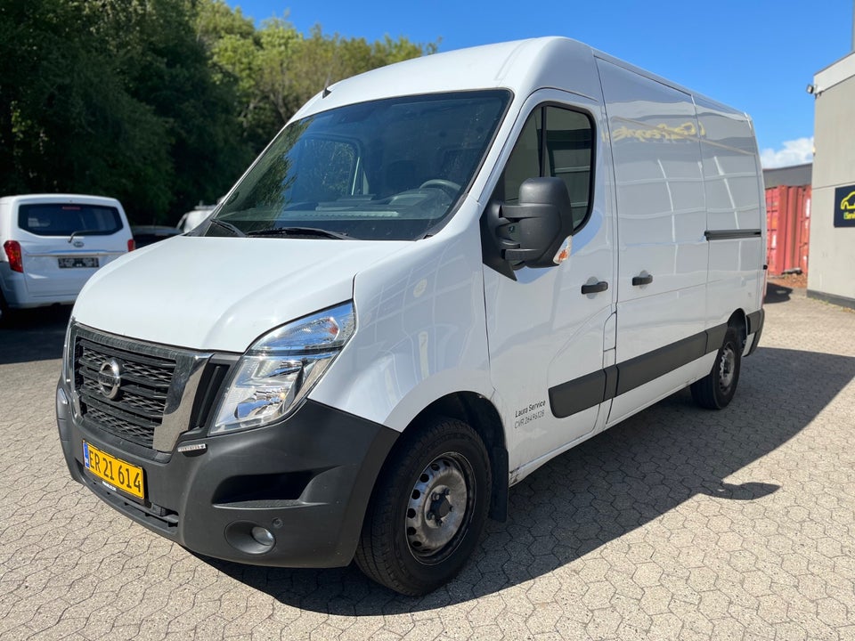 Nissan Interstar 2,3 dCi 150 L2H2 N-Connecta Van