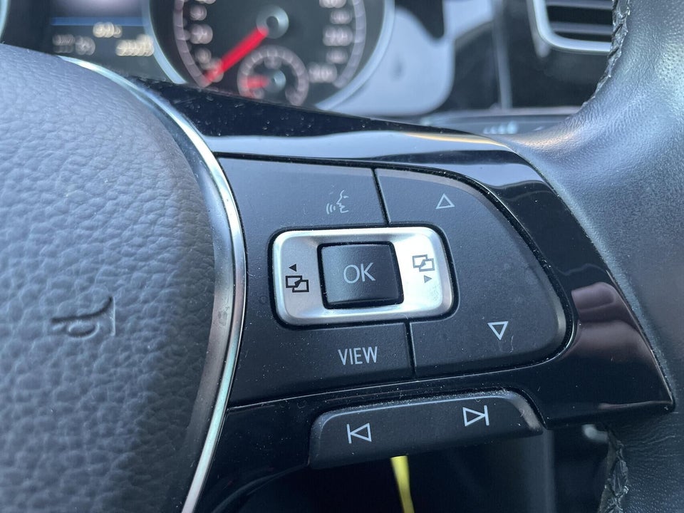 VW Golf VII 1,5 TSi 150 Highline Connect Variant DSG 5d