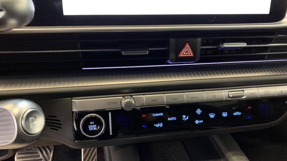 Hyundai Ioniq 6 77 First Edition AWD 4d