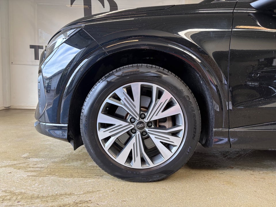 Audi Q4 e-tron 40 Advanced 5d