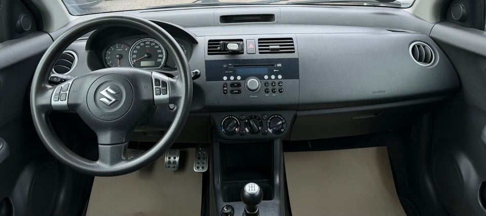 Suzuki Swift 1,3 GL-A 3d