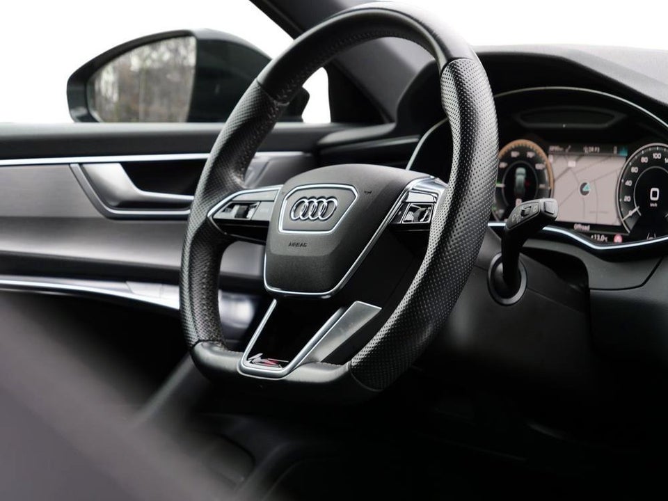 Audi A6 55 TFSi e S-line Avant quattro S-tr. 5d