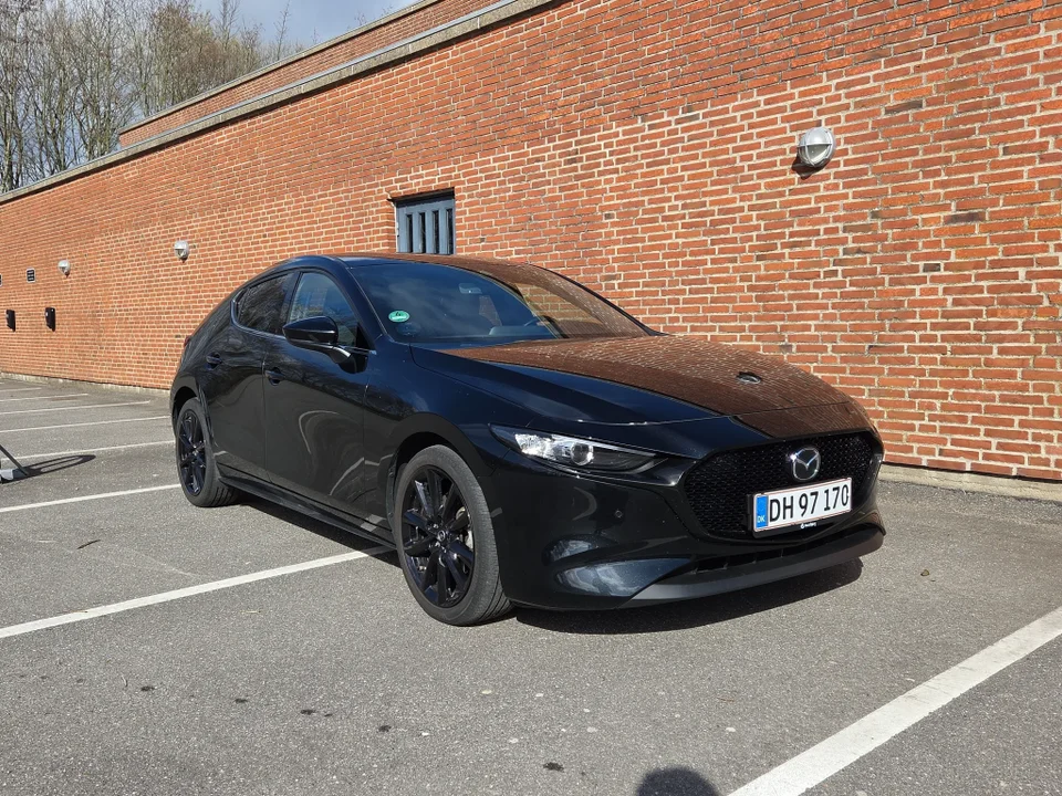 Mazda 3 2,0 e-SkyActiv-G 150 Homura aut. 5d