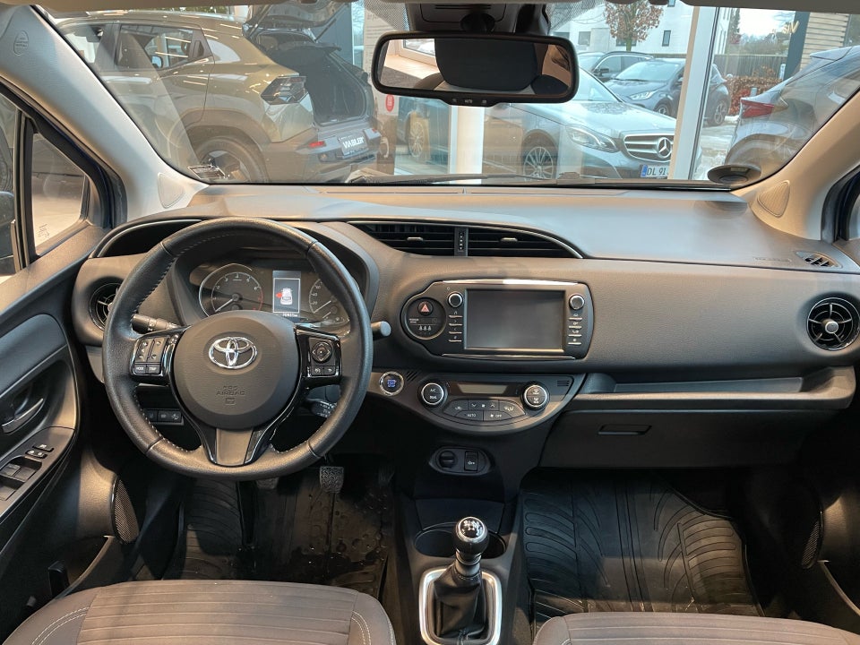 Toyota Yaris 1,5 VVT-iE T3 Smart 5d
