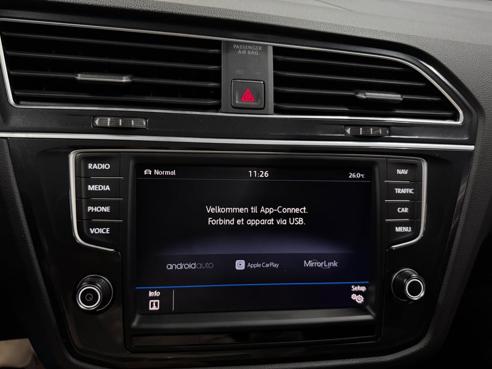 VW Tiguan 2,0 TSi 180 R-line DSG 4Motion Van 5d