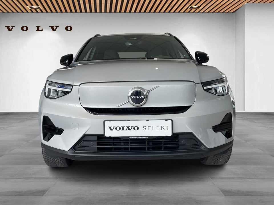 Volvo XC40 ReCharge Extended Range Plus 5d