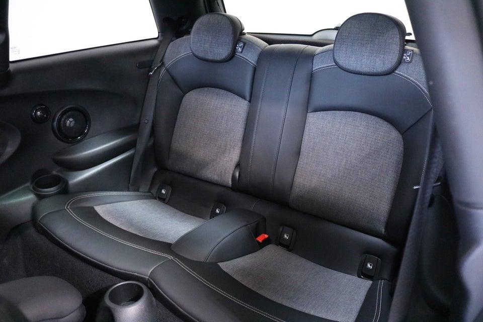 MINI Cooper SE Edition Premium Plus 3d