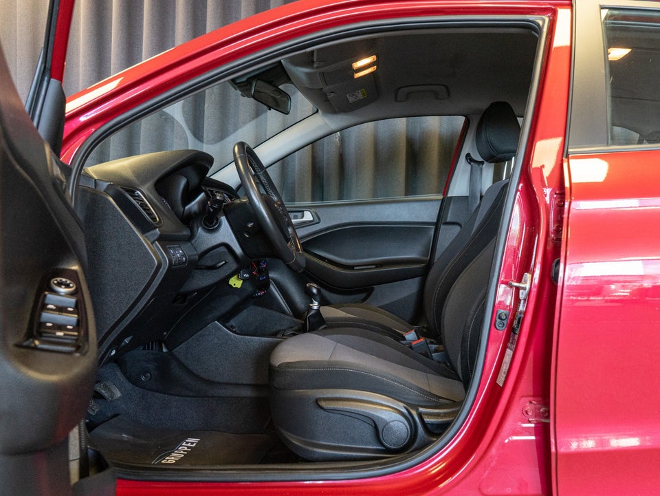 Hyundai i20 1,25 Style 5d