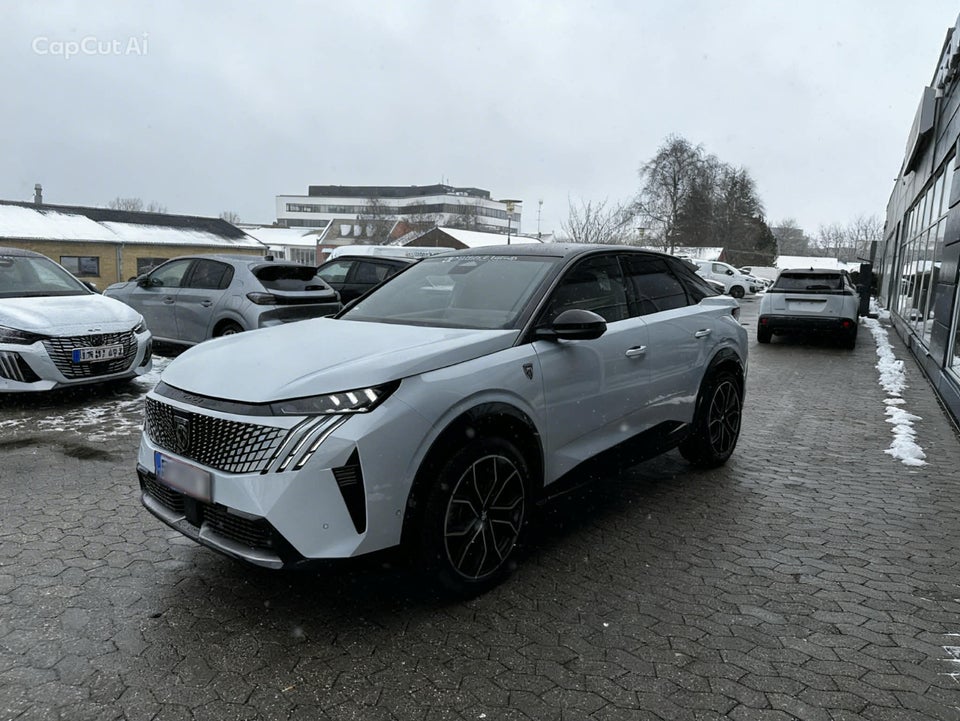 Peugeot e-3008 77 GT Pack 5d