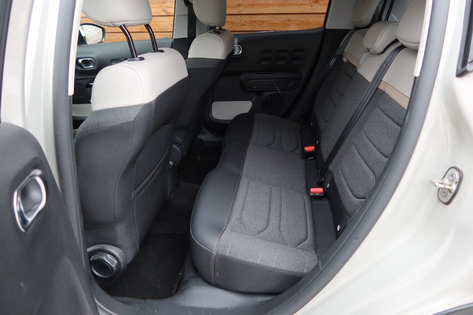 Citroën C3 1,2 PureTech 83 Shine Sport 5d