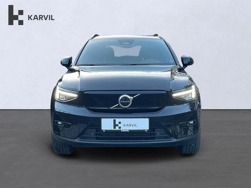 Volvo EX40 Twin Performance Plus 5d