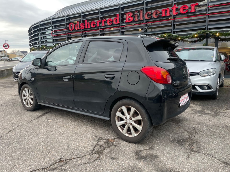 Mitsubishi Space Star 1,2 Invite 5d