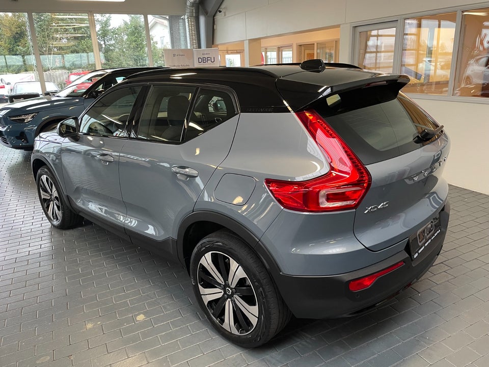 Volvo XC40 ReCharge Twin Plus 5d