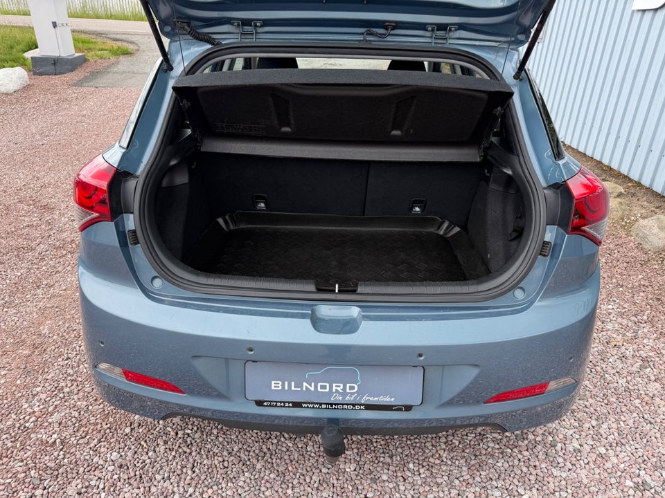 Hyundai i20 1,25 Trend 5d