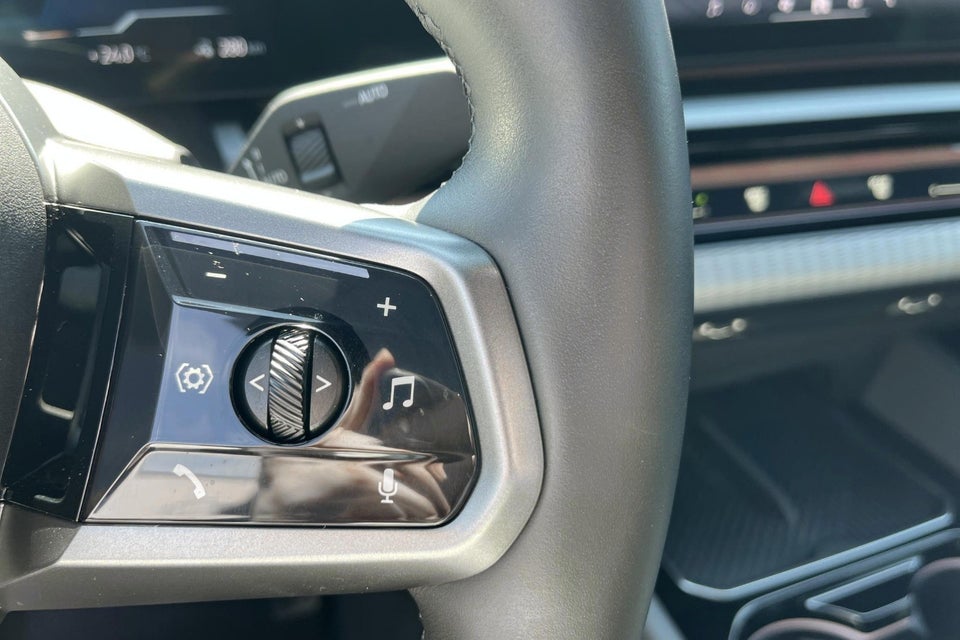 BMW i5 eDrive40 M-Sport 4d