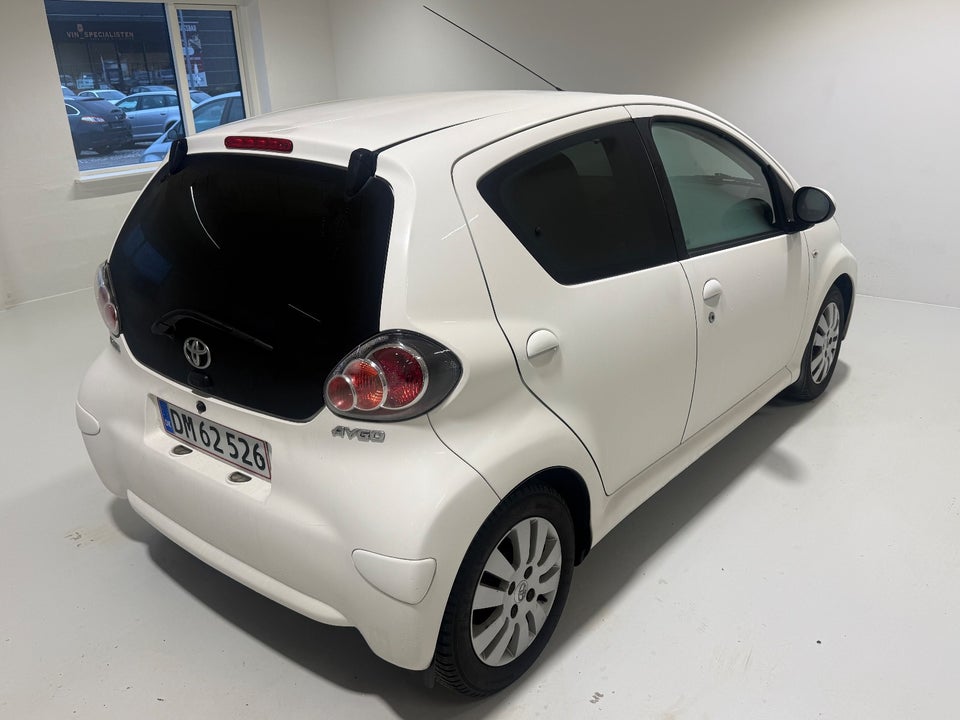 Toyota Aygo 1,0 VVT-i T2 5d