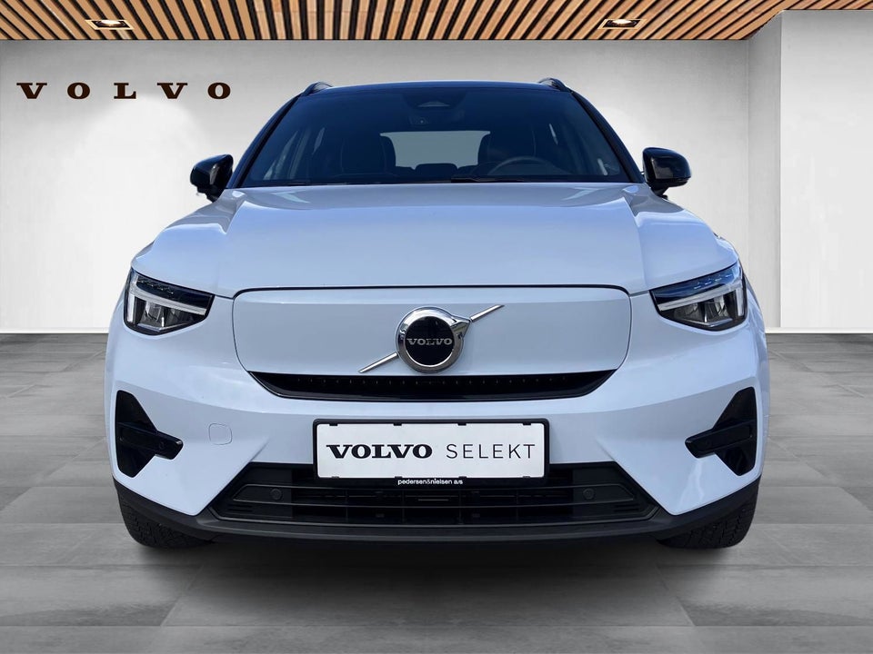 Volvo XC40 ReCharge Extended Range Plus 5d