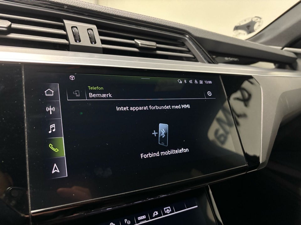 Audi e-tron 55 quattro 5d