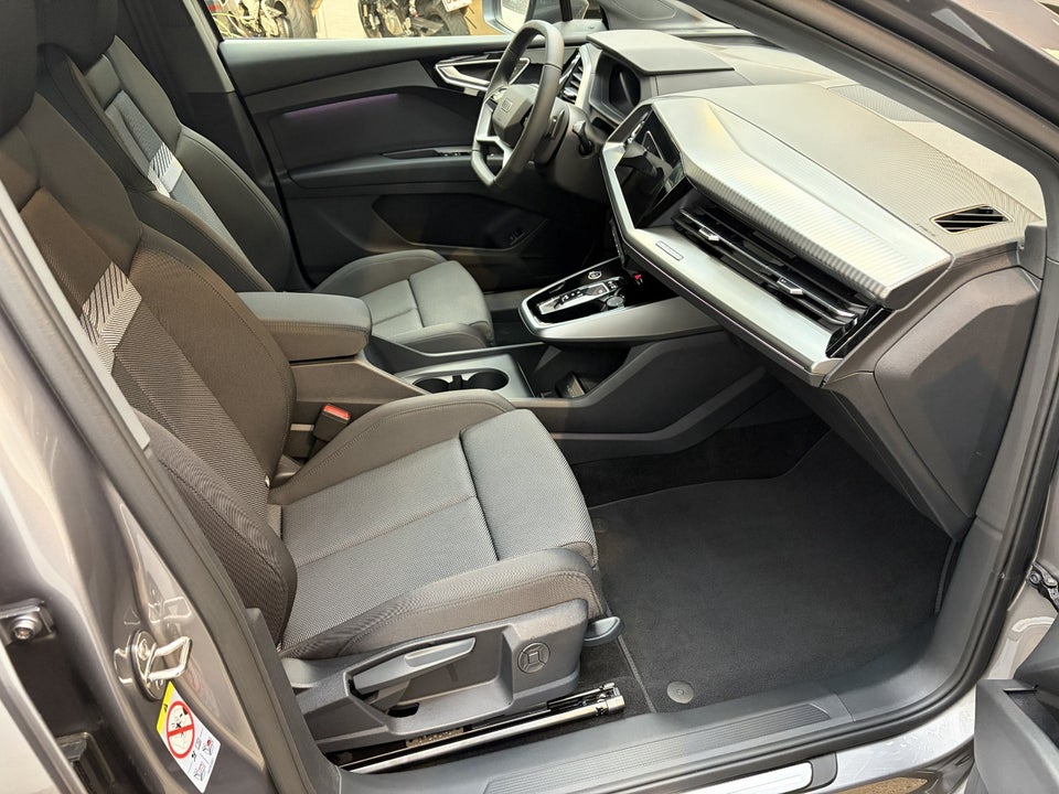 Audi Q4 e-tron 45 Progress quattro 5d