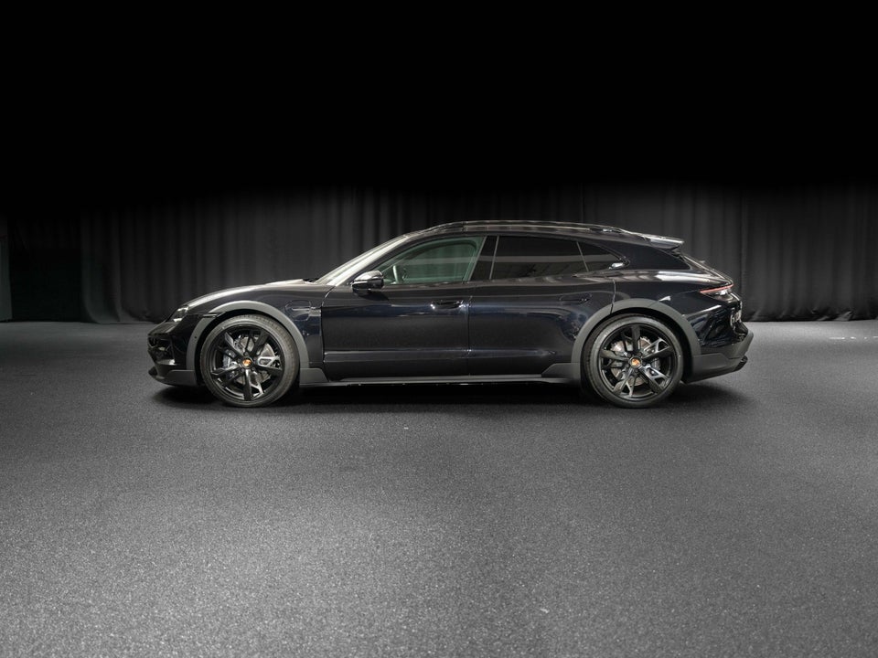 Porsche Taycan 4 Performance+ Cross Turismo 5d