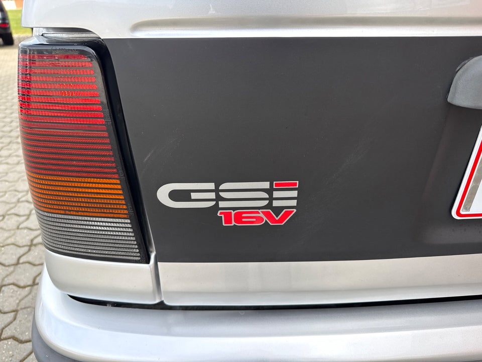 Opel Kadett 2,0 GSi 16V 5d