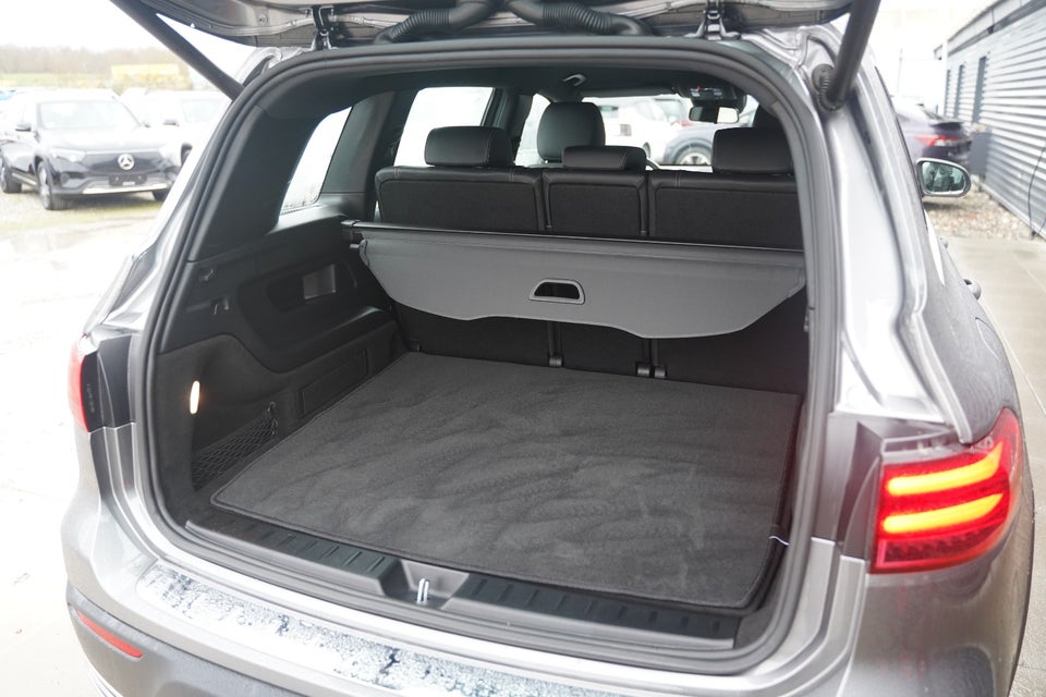 Mercedes EQB250+ Progressive 5d