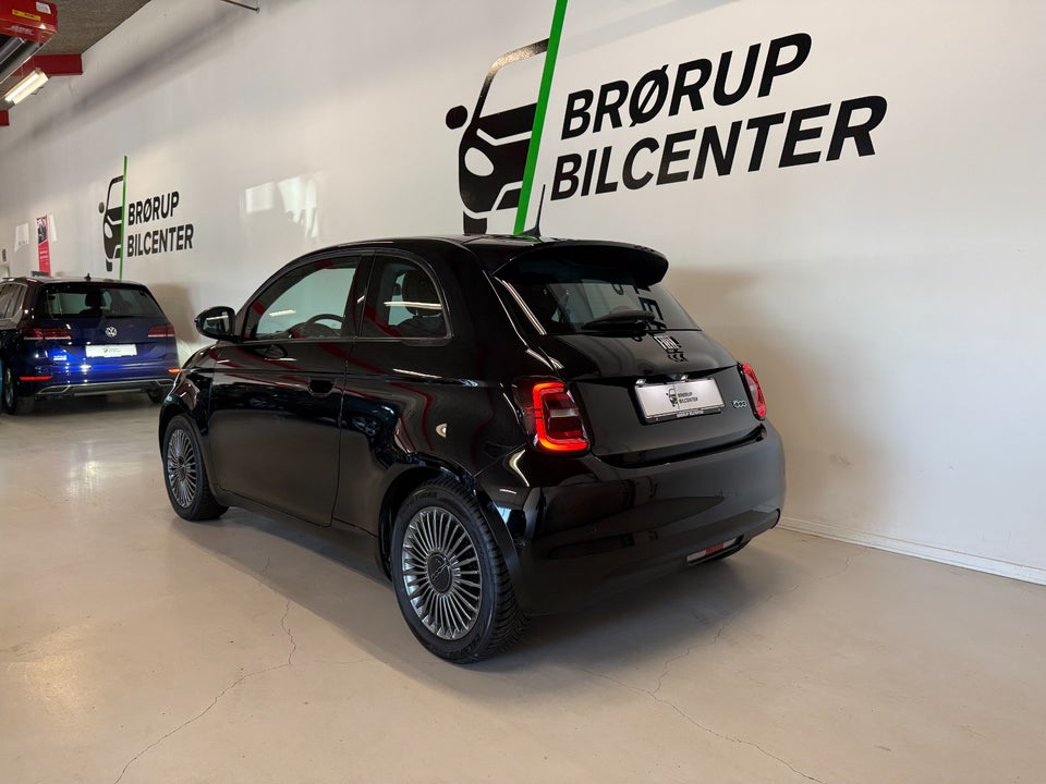 Fiat 500e 42 Icon 3d