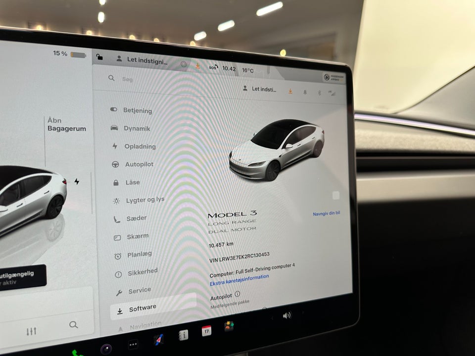 Tesla Model 3 Long Range AWD 4d