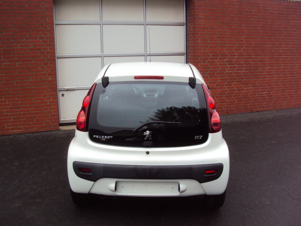 Peugeot 107 1,0 Cool 5d